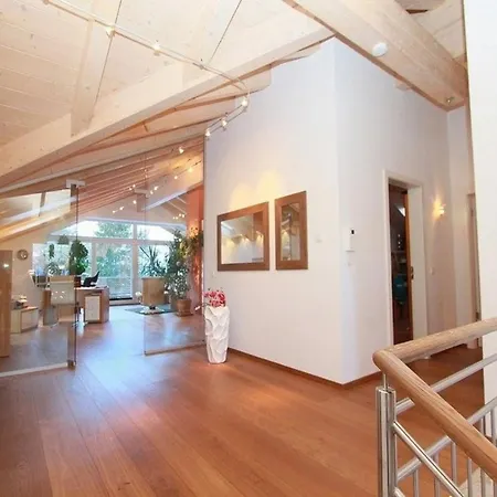 Chalet Mit Privater Fitness Und Spa شقة